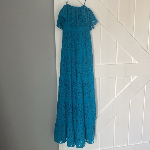 Alice + Olivia Women's Blue Eyelet Off Shoulder Maxi Dress Size Small $696 - Picture 3 of 10